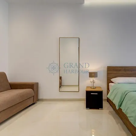 Apartmán Casa Dell'arte In Rooftop Pool & Garage *
