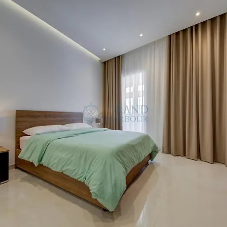 Casa Dell'arte In Rooftop Pool & Garage Appartement *