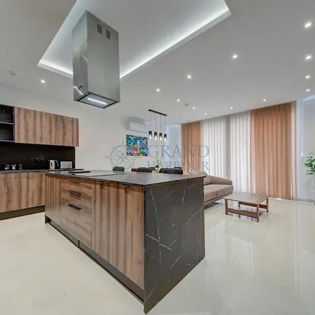 Apartmán Casa Dell'arte In Rooftop Pool & Garage *